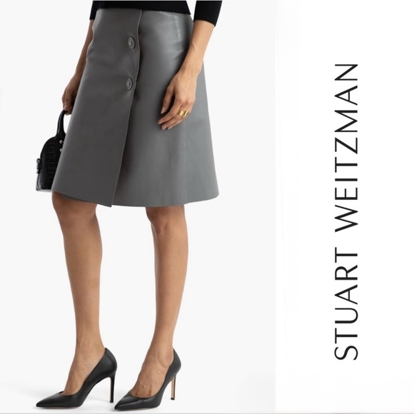 STUART WEITZMAN
Leigh 75 Pointed Toe
Pump In Black size 9.5 NEW - Picture 1 of 17